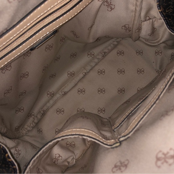 GUESS Women's Manhattan Large Backpack, Brown, One Size - Picture 2 of 3